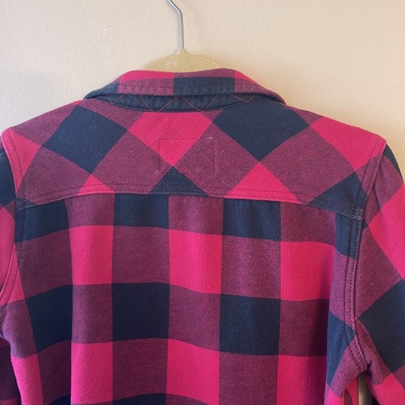 Orvis Fleece Lined Flannel Shacket Snap Button up Pink Navy checkered Medium - Picture 8 of 16